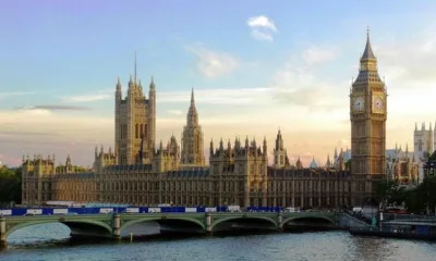 Lockdown di Inggris Bisa Sampai 6 Bulan