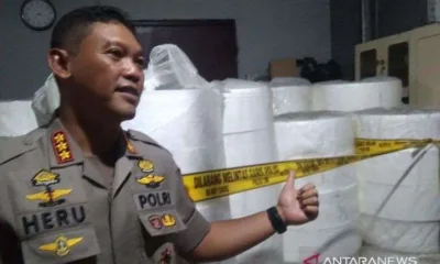 Kepolisian Gerebek Pabrik Masker Ilegal