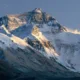 Nepal menutup pendakian ke Gunung Everest