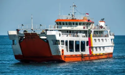Mulai Besok, Kapal Laut Dilarang Bawa Penumpang