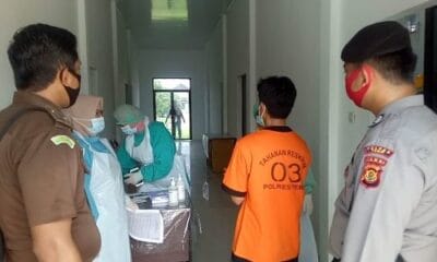 Delapan Terpidana