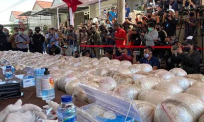 Polisi Bekuk 6 Tersangka Penyelundupan 402 Kg Sabu