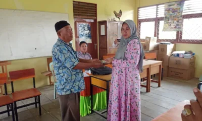 SMPN 10 Tanjung Jabung Timur Salurkan Bantuan PIP dan Bantuan Siswa Miskin