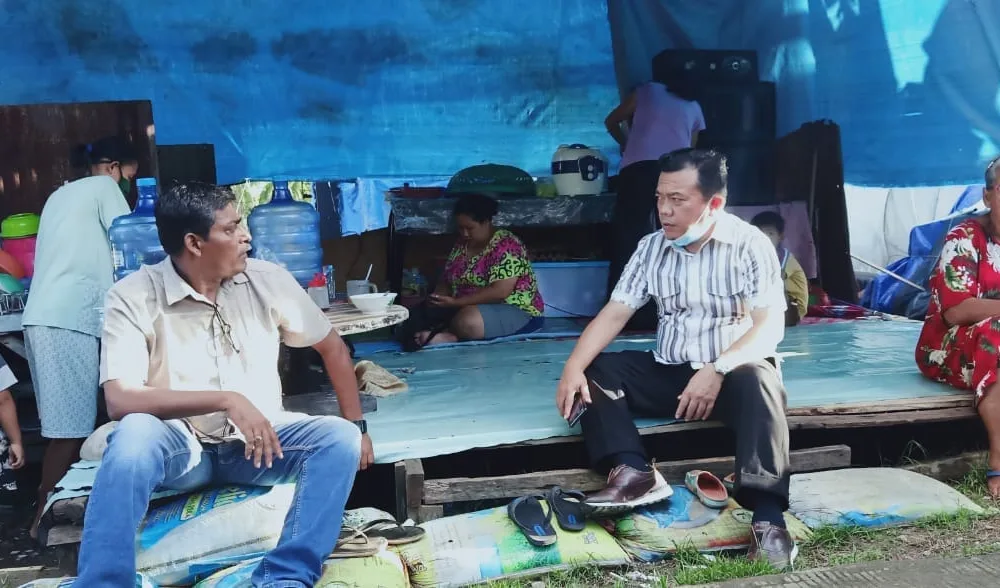 Turut Prihatin, Al Haris Kunjungi Pengungsi Sengketa Lahan yang Tempati Tenda Darurat