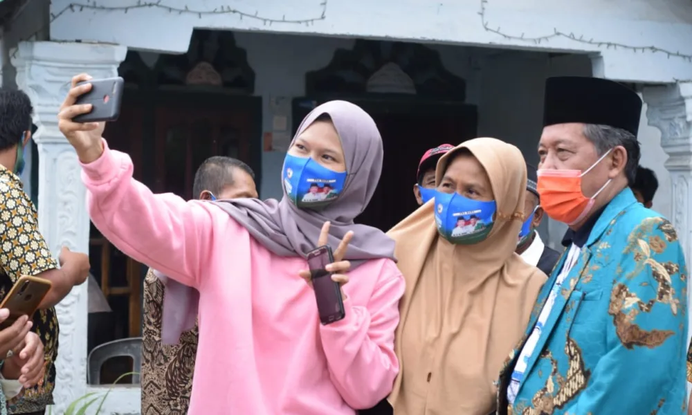 Cawagub Abdullah Sani bersilaturahmi dengan warga Muara Sebo Ulu