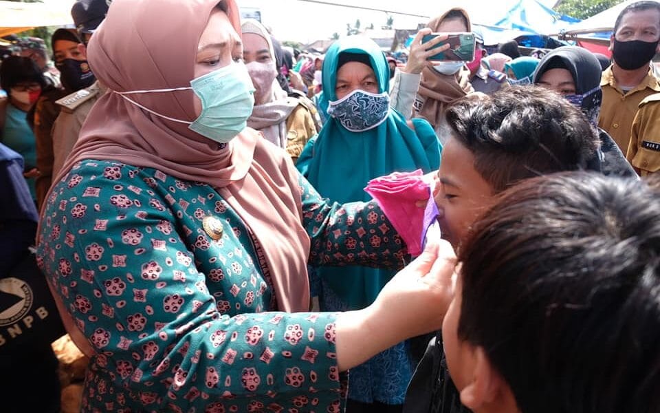 Gebrak Masker