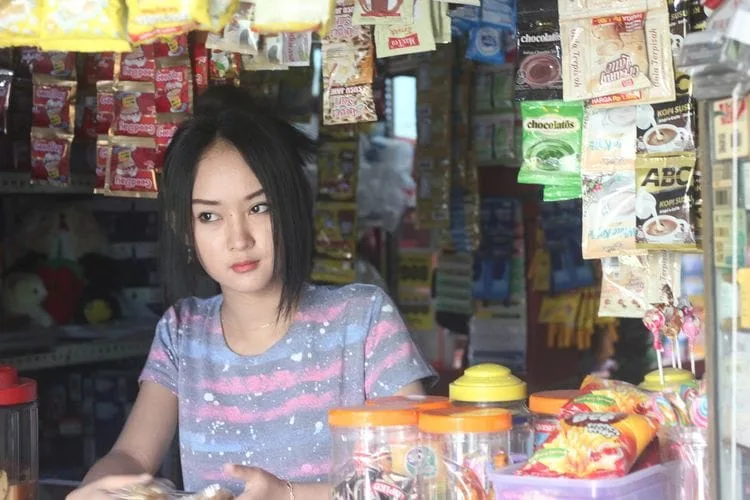 Mirip Anya Geraldine