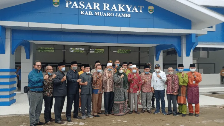 Pasar Rakyat Sengeti