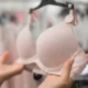 Peringatan No Bra Day Atau Hari Tanpa Bra. (Ist)