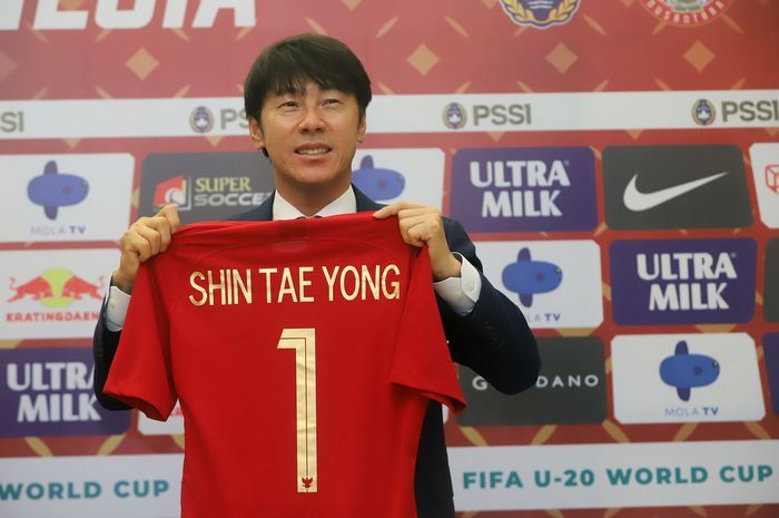 Shin Tae-yong Pelatih Timnas.