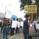 Puluhan Masyarakat yang Tergabung dalam Perkumpulan Gerakan Kebangsaan Provinsi Jambi Unjuk Rasa di Mapolda Jambi. (DETAIL/Frangki)