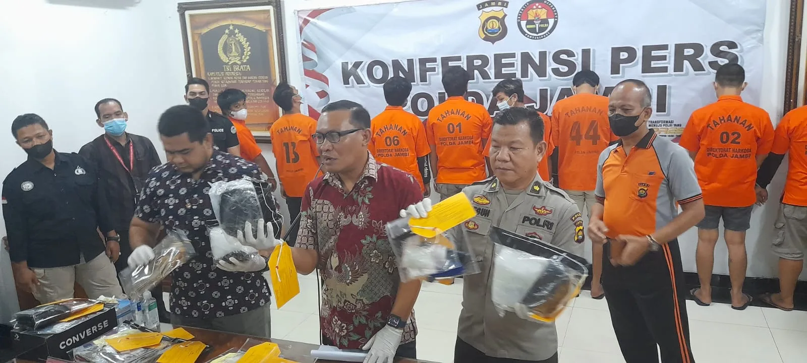 Ungkap kasus Narkoba Polda Jambi. DETAIL/Juan.