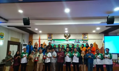 APRI: Foto bersama usai kegiatan FGD DPW Asosiasi Penambang Rakyat Indonesia (APRI) Provinsi Jambi. (DETAIL/Frangki)