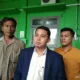 Ayah YS (Kiri), Kuasa Hukum YS Alendra (Tengah), Dikson Limbong (kanan).