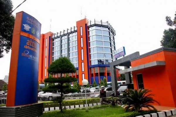 kantor pusat PT Bank Sumut