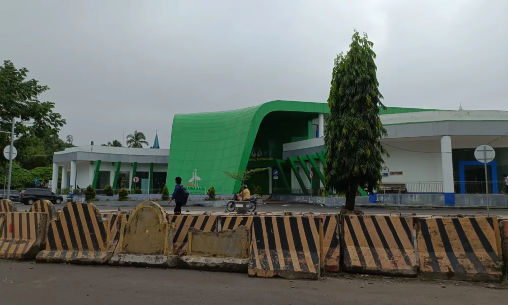 Terminal Rawasari yang baru selesai dibangun dengan nilai Rp 15 miliar. (DETAIL/Jogi)