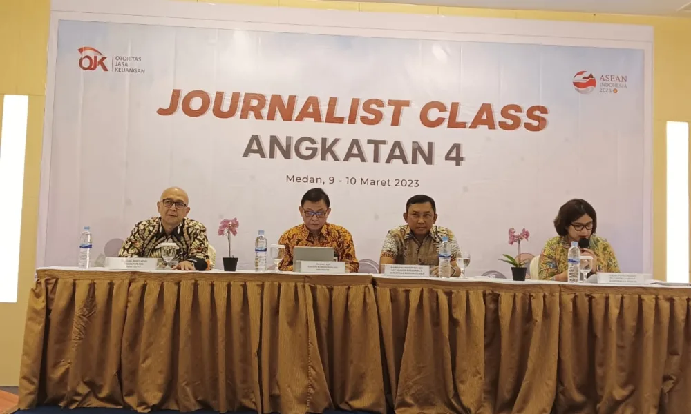 Para pembicara dari OJK dan OJK Institute.