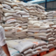 Stok sembako di gudang Bulog Cabang Sarko,cukup untuk menjamin kebutuhan sembako selama sambut bulan ramadhan.(detail/daryanto)