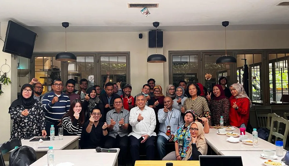 Para wartawan dan BEI menggelar workshop yang bertajuk tentang Papan Utama Ekonomi Baru.(sumber foto: BEI Sumut)