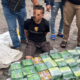 HS (36) , warga Lhokseumawe, Aceh, yang ditangkap Dit Narkoba Polda Sumut karena kedapatan membawa 50 Kg sabu.(sumber foto: Poldasu)