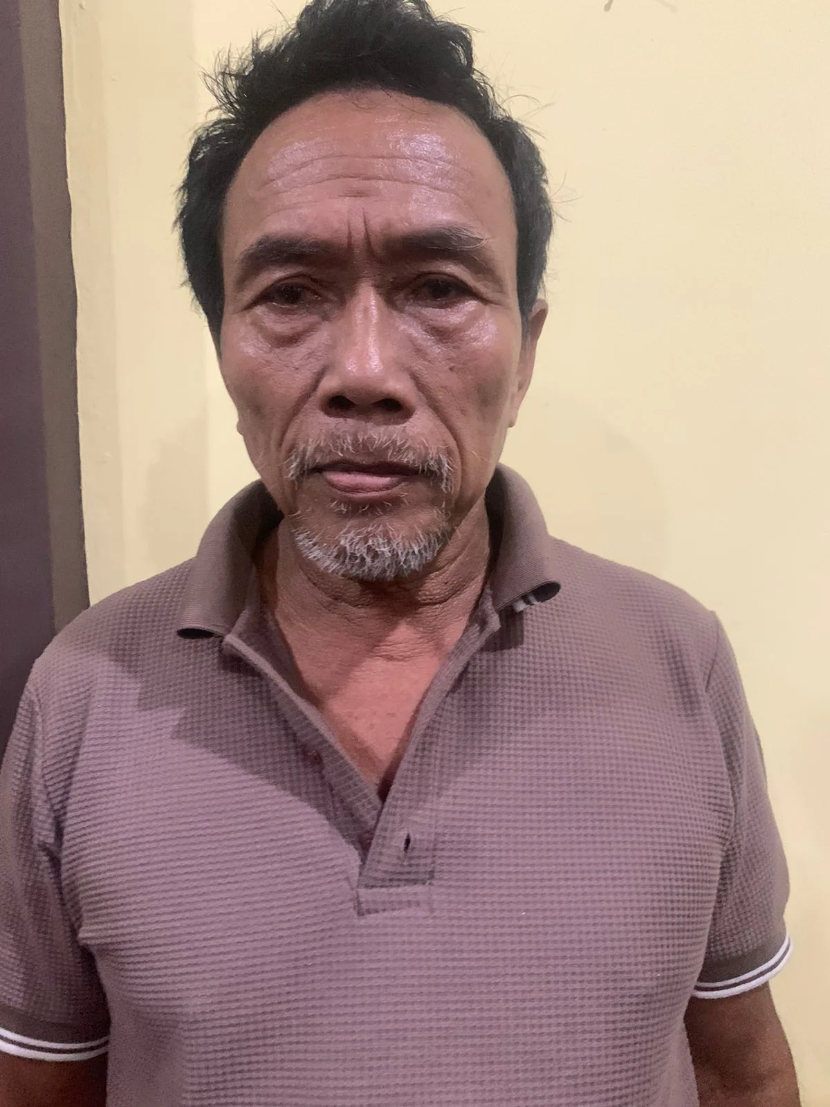 Sukamto, bapak tiri yang tega memperkosa anaknya hingga hamil enam bulan. (DETAIL/ist)