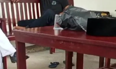 Terduga pelaku Mahfud di Polsek VII Koto. (DETAIL/ist)