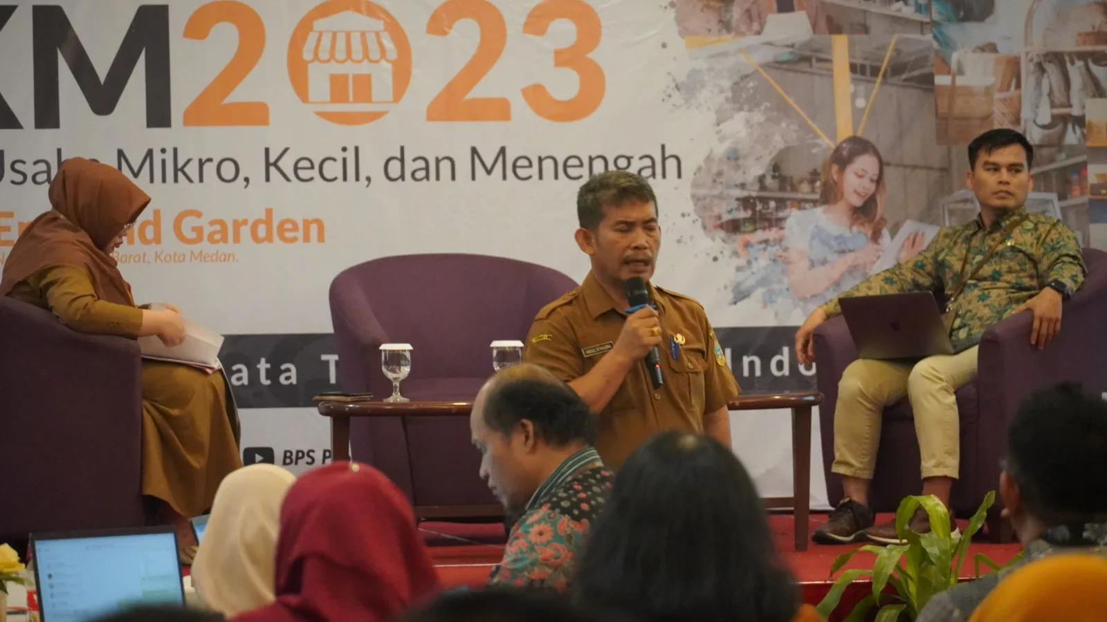 Suasana Ratekda PPPL KUMKM yang diselenggarakan BPS Sumut di Hotel Emerald Medan pada Senin, 4 September 2023.