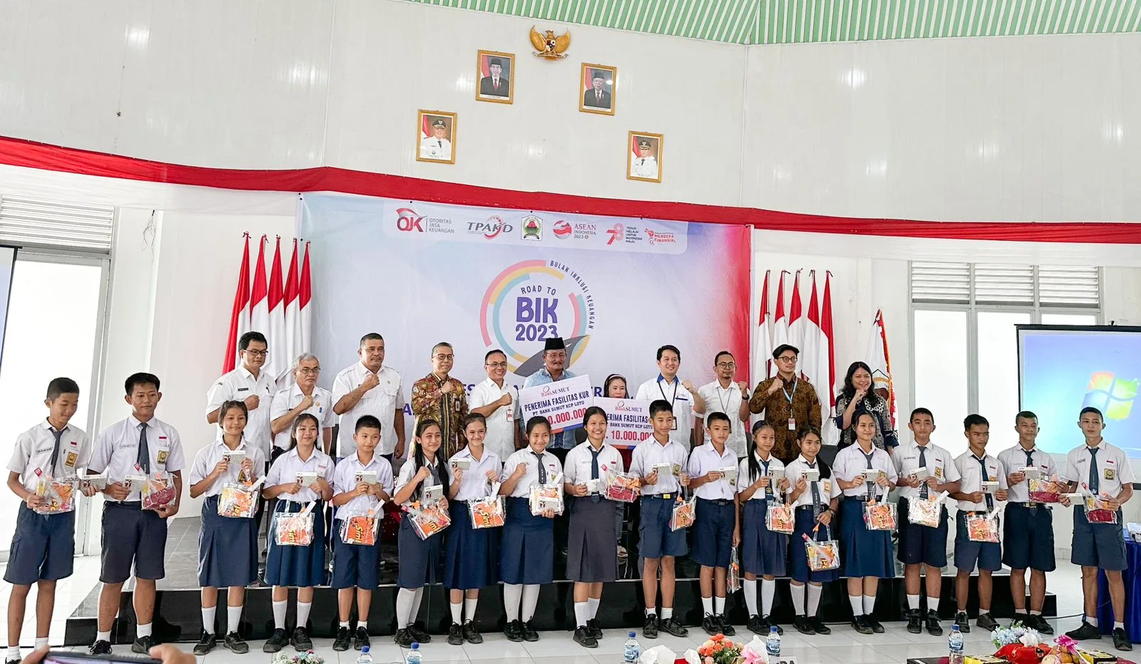 Ratusan pelajar di Kabupaten Nias Utara dpat edukasi soal keuangan dari OJK KR 5 Sumbagut, kemarin.