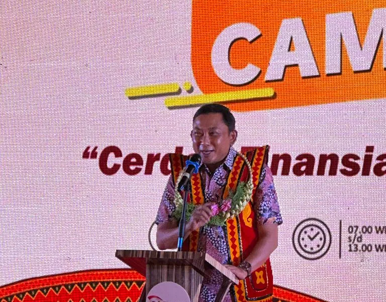 Kepala OJK KR 5 Sumbagut Bambang Mukti Riyadi saat berada di Universitas Nias, Kota Gunungsitoli.