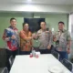 Consumer Bisnis Manager BRI BO Iskandar Muda, Sadli Azhari bersama Branch Manager BRI BO Iskandar Muda Priyo Harjanto, Direktur Samapta Polda Sumut, Kombes Pol Dwi Tunggal Jaladri dan Relationship Manager Briguna BRI BO Iskandar Muda, M Arif Tanjung, di Kantor BRI BO Medan Iskandar Muda, pada Selasa, 19 September 2023 lalu. (DETAIL/ist)