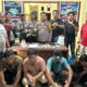 Para pelaku pengedar uang palsu setelah ditangkap polisi. (DETAIL/ist)