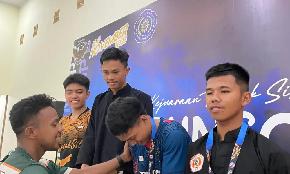 Siswa SMAN 12 Merangin berhasil menjuarai Bungo Championship 2 pada cabang pencak silat. (DETAIL/ist)