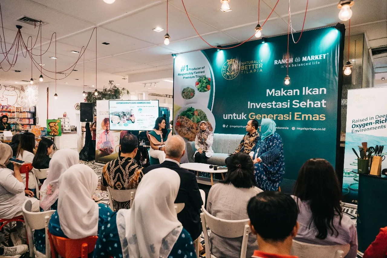 Kegiatan peringatan Hari Ikan yang dilakukan oleh Regal Springs Indonesia.