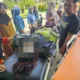 Jenazah korban penikaman oleh orang tidak dikenal saat dibawa ke RSUD kolonel Abundjani Bangko. (DETAIL/ist)