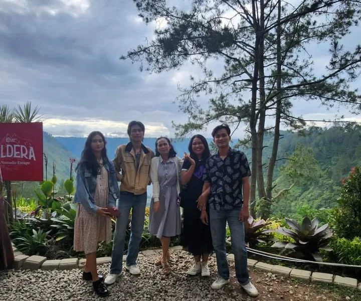 Ilustrasi wisatawan yang mengunjungi Kaldera Toba di Provinsi Sumut. BPS menyebutkan jumlah wisman meningkat pada bulan November 2023.