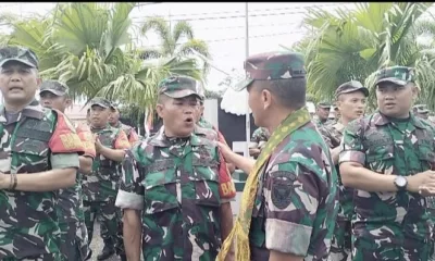 Para Babinsa Kodim Sarko saat menyambut kedatangan Pangdam II Sriwijaya. (DETAIL/Daryanto)