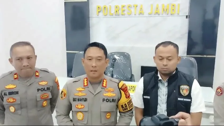 Kapolresta Jambi, Kombes Pol Eko Wahyudi saat memberi keterangan pada sejumlah media. (DETAIL/ist)