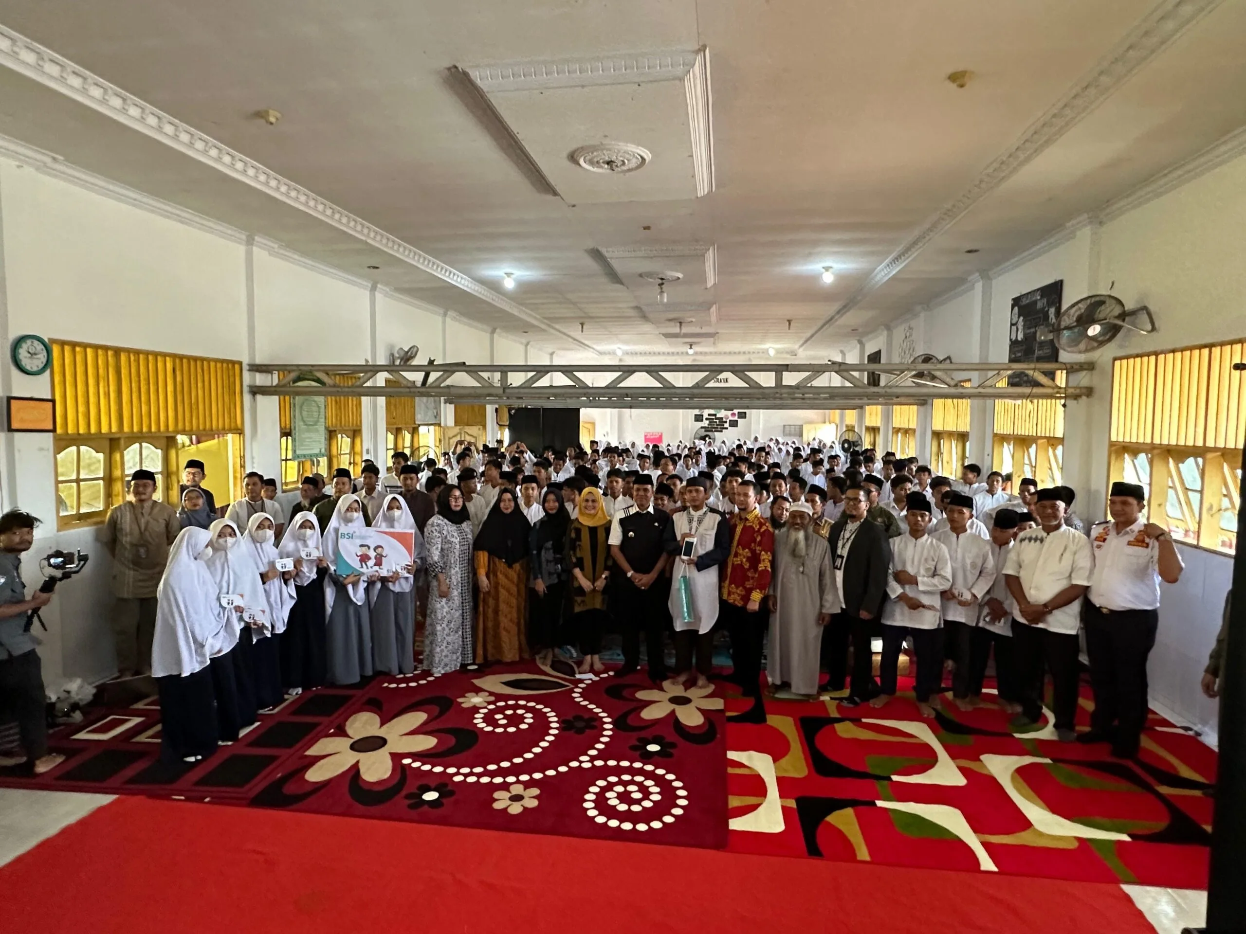 OJK Provinsi Sumut menggelar acara EPIKS di Ponpes Ibadurrahman, Stabat, Langkat.