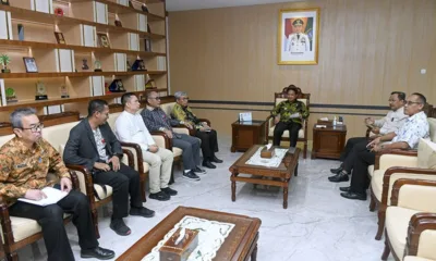 Para komisioner KI Sumut saat beraudiensi ke Pj Gubernur Sumut, Hasanudin.