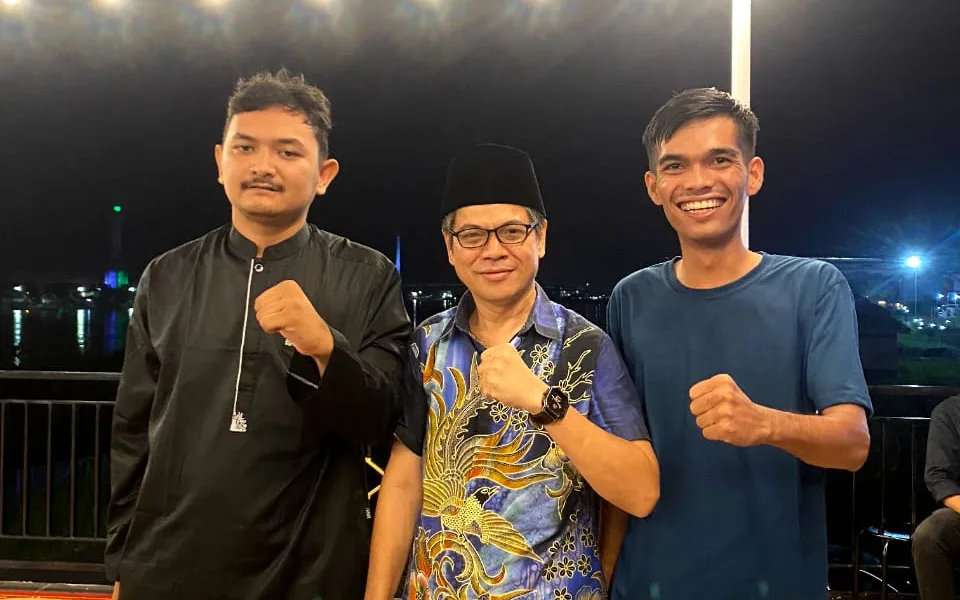 Salah satu aktivis Tebo, Oki Purnama (kanan). (ist)