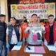 Kapolres Sarolangun saat press rilis kasu pemerkosaan anak di bawah umur. (DETAIL/ist)
