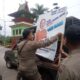 Baliho Asnawi diturunkan Satpol PP Muarojambi. (Dok. Asnawi)