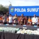 Ratusan tersangka narkoba ditampilkan Polda Sumut hasil dari operasi tertutup selama dua pekan ini. (ist)