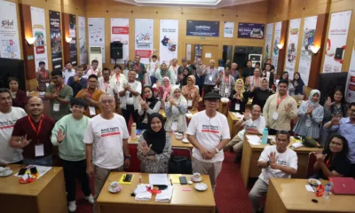 APV Corporate Communication Telkom Indonesia, Sabri Rasyid saat membuka Pelatihan Jurnalistik di Medan pada Kamis, 16 Mei 2024. (DETAIL/ Heno)