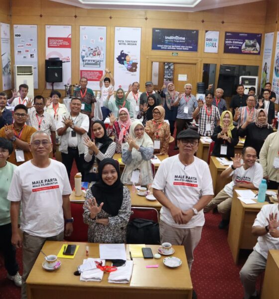 APV Corporate Communication Telkom Indonesia, Sabri Rasyid saat membuka Pelatihan Jurnalistik di Medan pada Kamis, 16 Mei 2024. (DETAIL/ Heno)