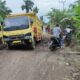 Kondisi jalan yang rusak parah di Simbur Naik, Tanjungjabung Timur. (ist)