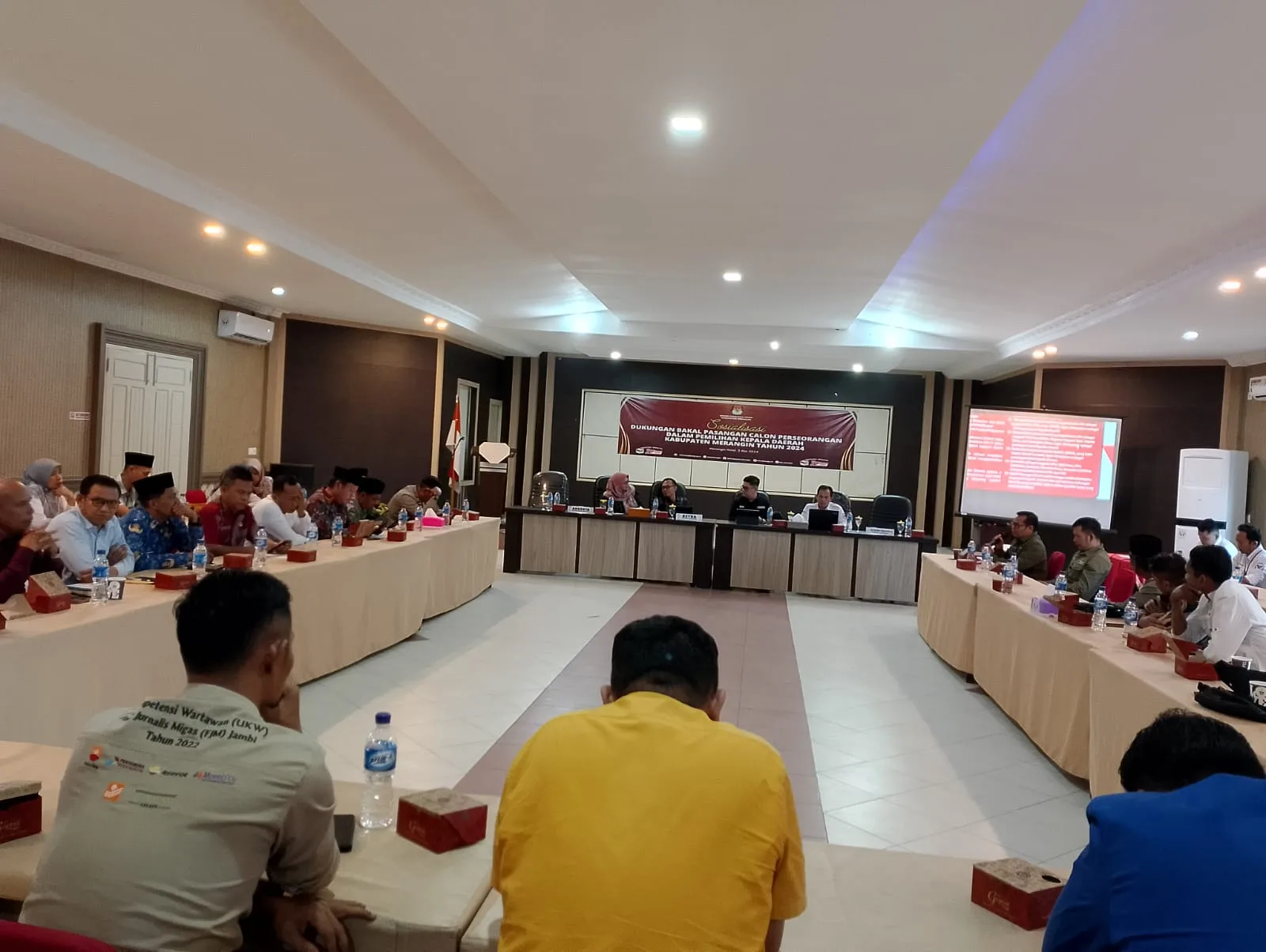 KPU Kabupaten Merangin sosialisasi daftar calon perseorangan.( DETAIL/Daryanto)