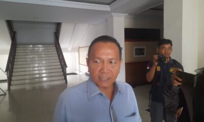Efendi Hatta usai diperiksa di Polda Jambi. (DETAIL/Juan)