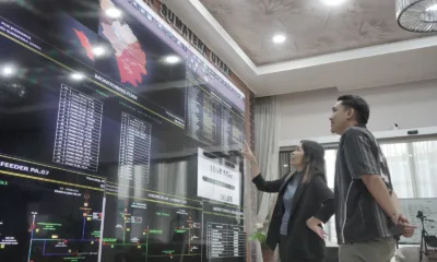 Petugas Unit Pelaksana Pengatur Distribusi Sumatera Utara (UP2D SU) terus memonitor progres percepatan pemulihan bertahap pasca gangguan transmisi melalui Distribution Control Center Sumatera Utara, Kamis, 6 Juni 2024. (ist)