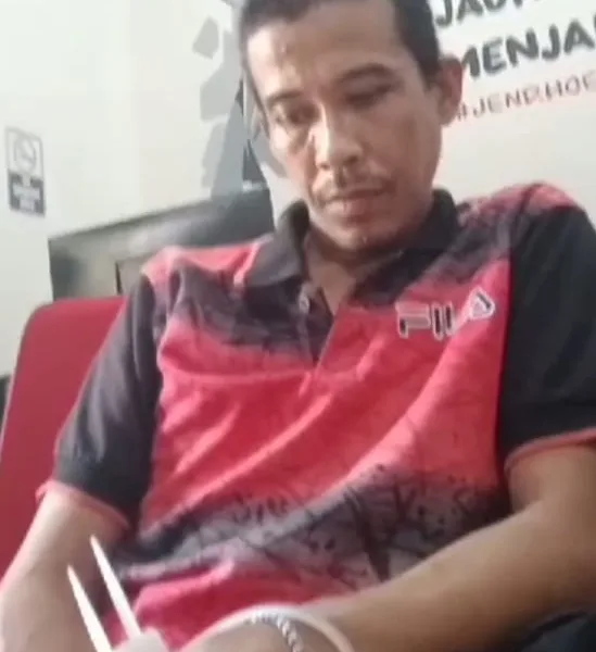 Imam Khairul, bendahara kelompok tani yang menipu belasan warga Muarojambi kini diproses hukum di Polresta Jambi. (ist)